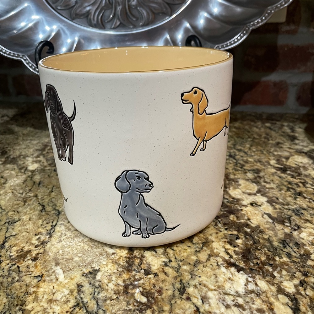 Under the Sun Dauschand design Planter or Utensils Holder  -Brand New!